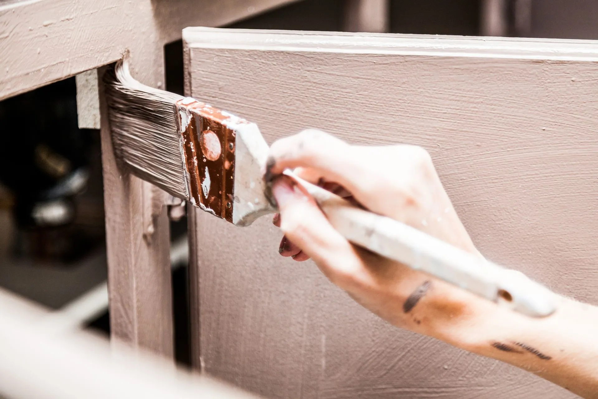 painting contractor painting balcony in fort lauderdale